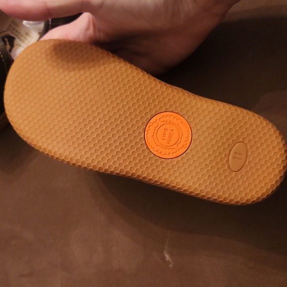 LIVIE AND LUCA brand new shoes size 11 - Picture 3 of 5